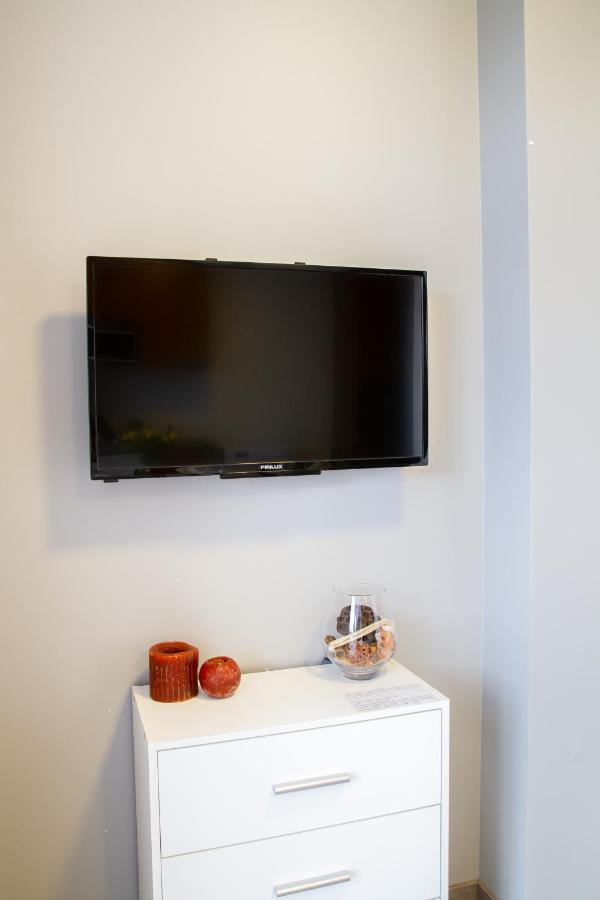 Sky Studio Near The Center Apartment *